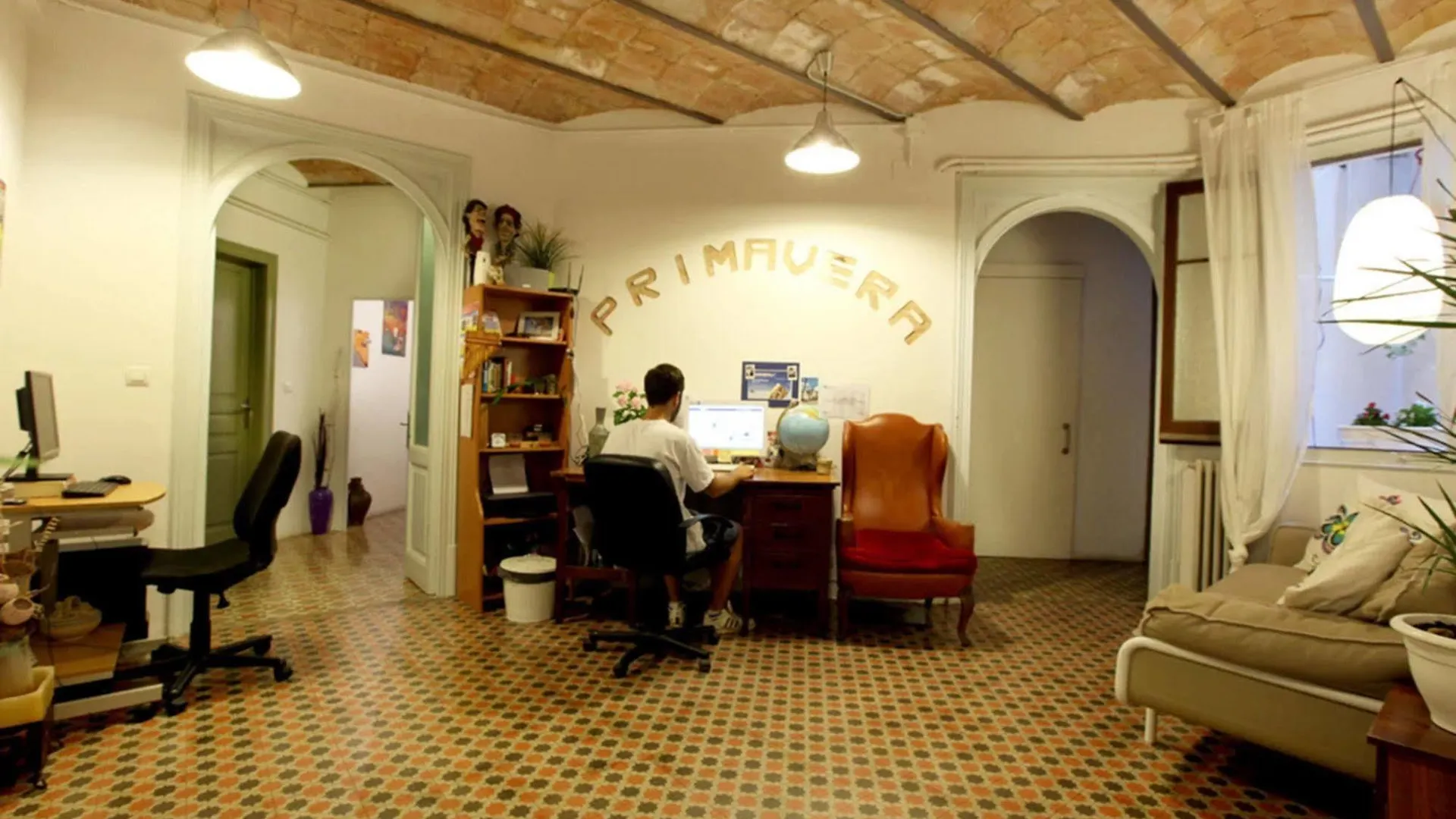 Primavera Hostel Barcelona Spain