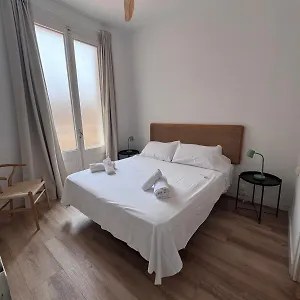 Konukevi La Calma, Barselona