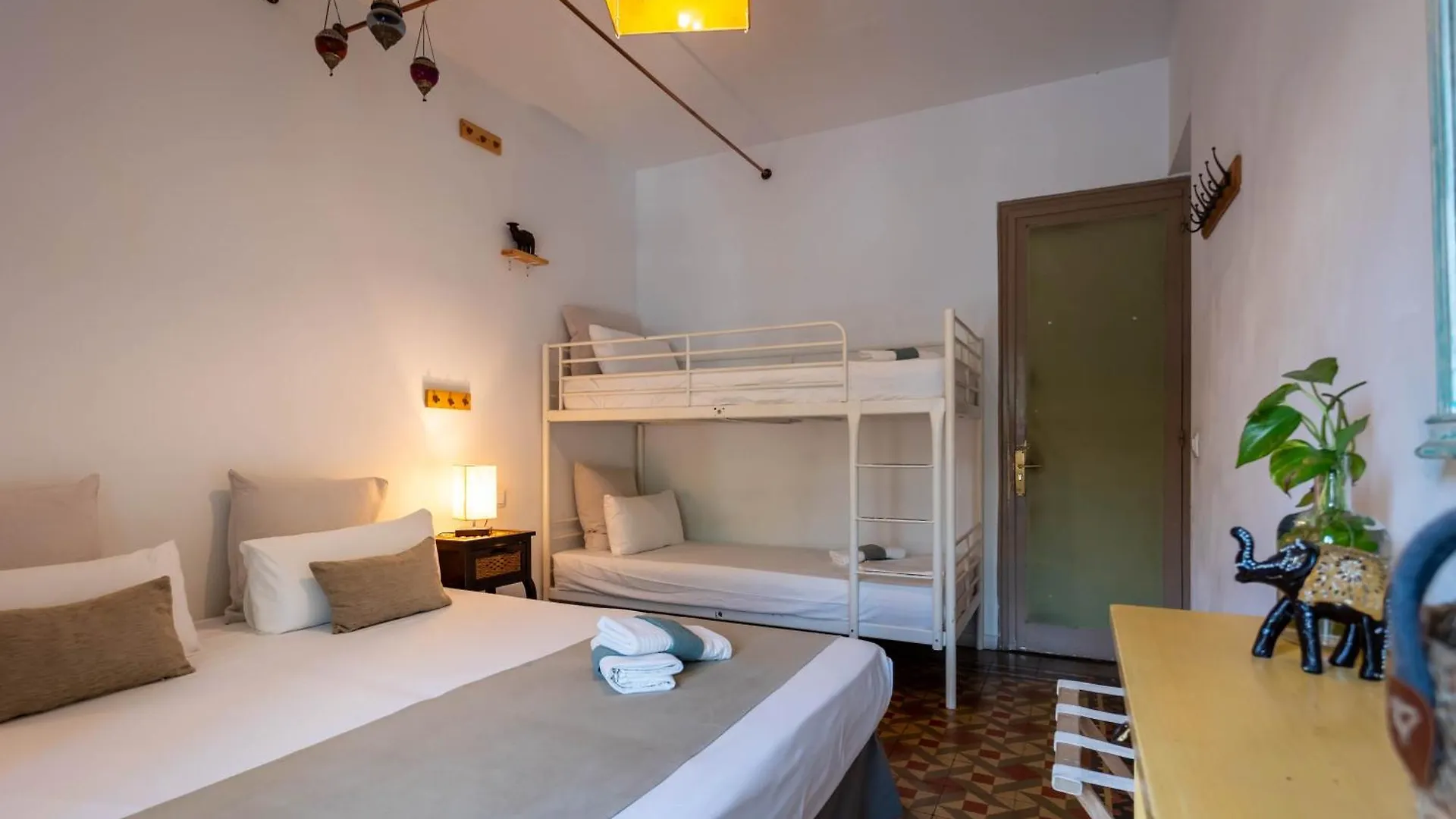 Primavera Hostel Barcelona