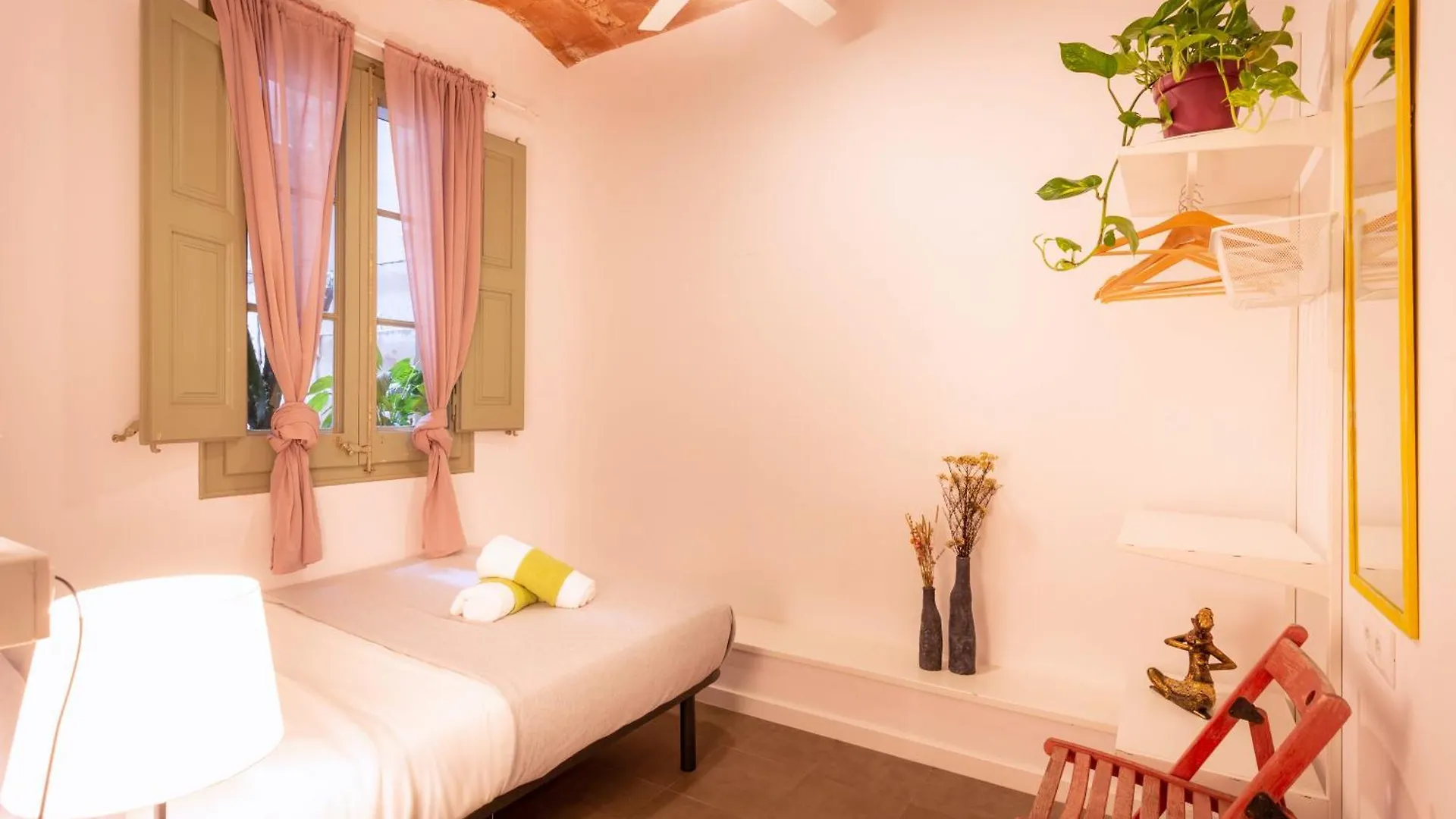 Primavera Hostel Barcelona