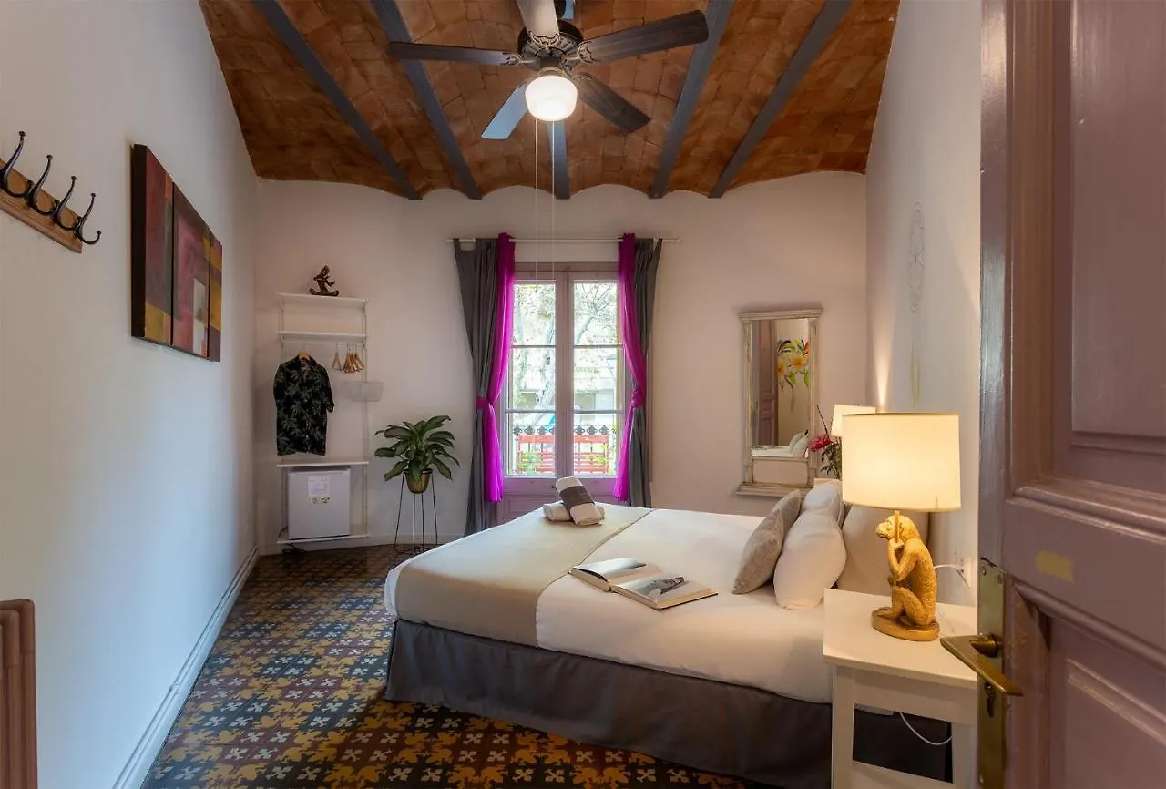 Primavera Hostel Barcelona Spain